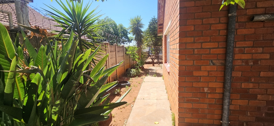 3 Bedroom Property for Sale in Beaconsfield Northern Cape